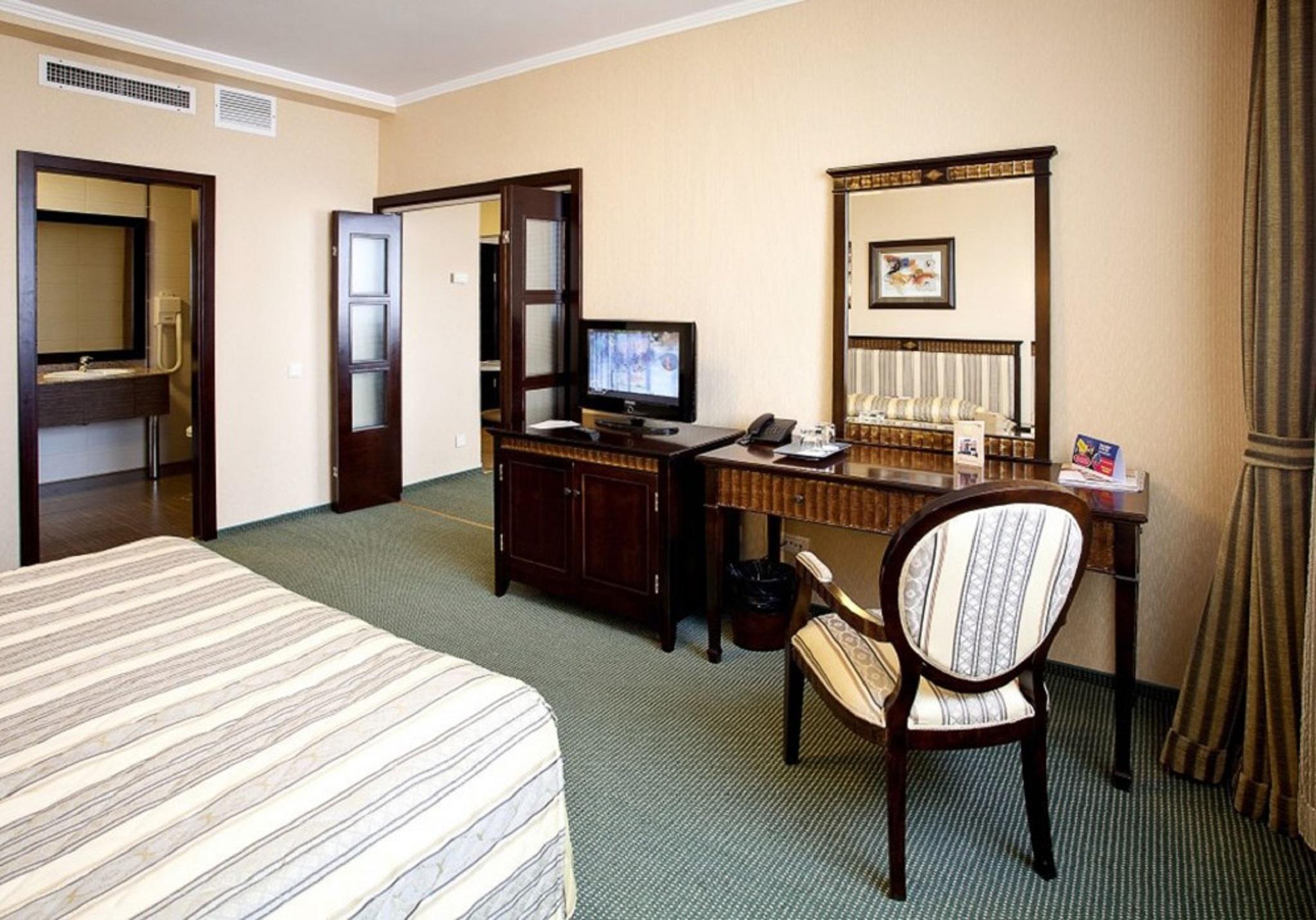 Hotel Tecadra Pipera Екстериор снимка
