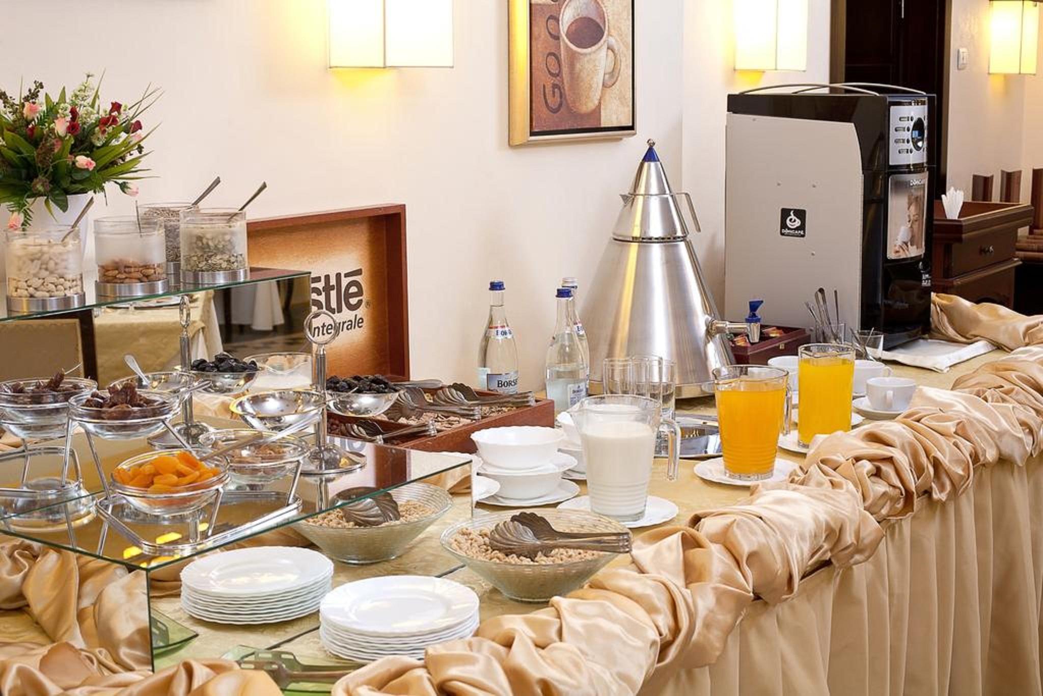 Hotel Tecadra Pipera Екстериор снимка